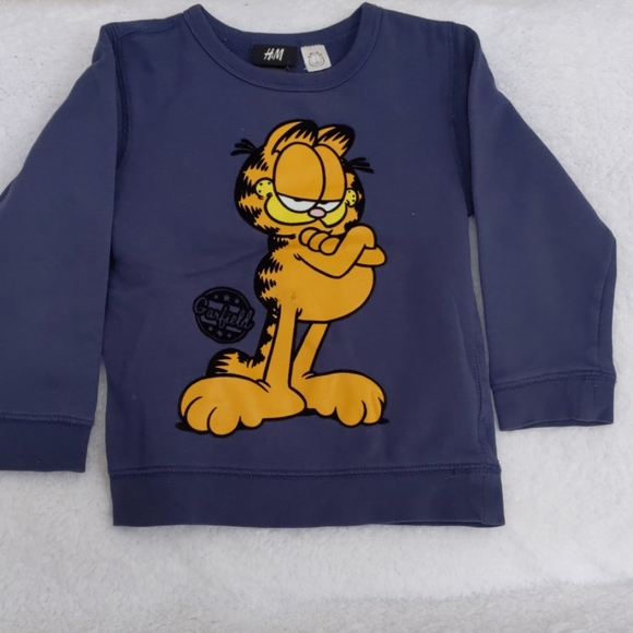 6/$20 Kids winter sweater - Picture 1 of 4